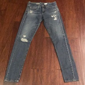 AG 24 R The Nikki Relaxed Skinny Distressed Jean